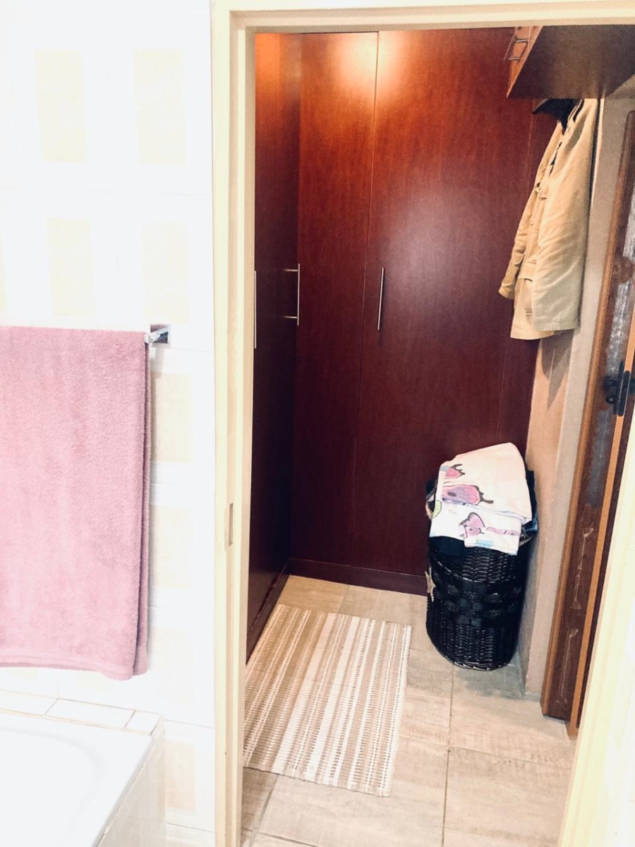 3 Bedroom Property for Sale in Mabopane Unit M North West